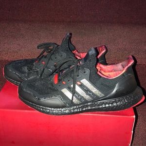 Adidas UltraBoost Sneakers